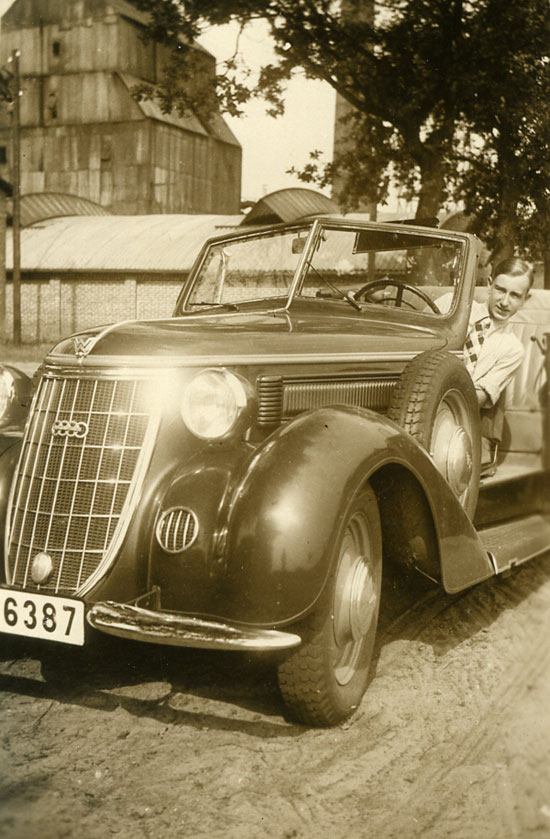 Ekkehard Johler 1937 in Oldenburg